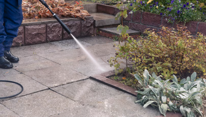 Driveway Pressure Washing in Corona