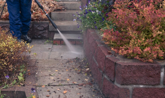 7 Pressure Washing Tips to Make Your Home the Cleanest on the Block thumbnail image